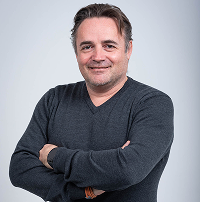 Dr. Stéphane Simon